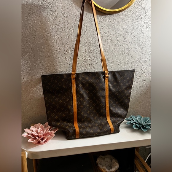 Louis Vuitton Handbags - Louis Vuitton Monogram Sac
Shopping Tote Bag *VINTAGE*